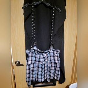 Hot Topic Plus Size Plaid Suspender Pleated Skirt